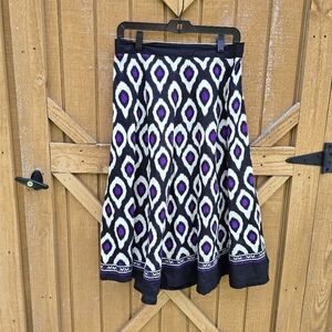 SW Elegant Black and Purple Patterned Skirt Size Medium